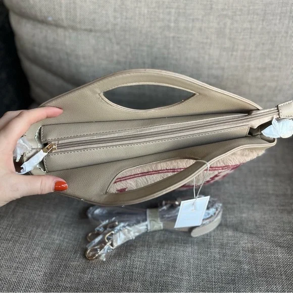 Simply Southern Aztec Clutch Bag Purse - Picture 4 of 8